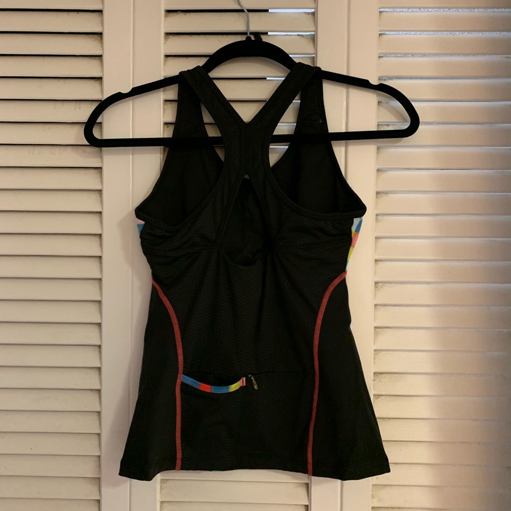 Work Out Top - Picture 2 of 4
